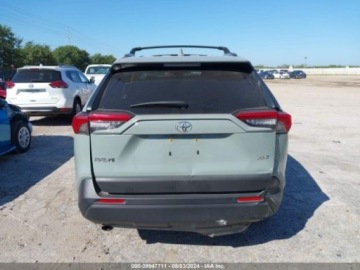 Toyota 2023 Toyota RAV4 2023r., XLE, od ubezpieczalni 2.4 Benzyna 203KM, zdjęcie 5