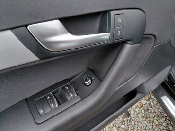 Audi A3 8P Hatchback 3d 1.4 TFSI 125KM 2010 Audi A3 Sportback Lift LED Klimatronik Elektryka Serwis 1.4 Benzyna 125KM, zdjęcie 8
