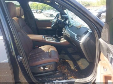 BMW X5 G05 2022 BMW X5 Phev Xdrive45e 2022 3.0 Hybryda 389KM, zdjęcie 9