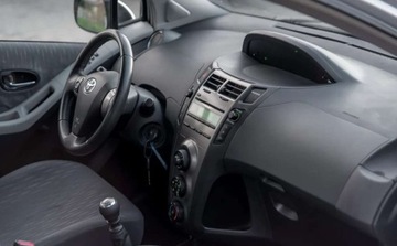 Toyota Yaris II Hatchback 5d 1.33 Dual VVT-i 101KM 2009 Toyota Yaris Toyota Yaris 1.3 Benzyna 101KM, zdjęcie 14