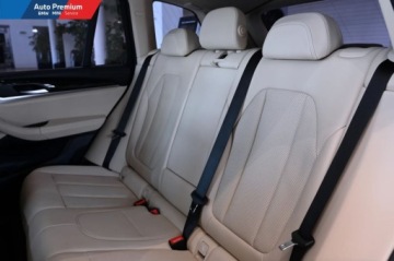 BMW X3 G01 SUV Facelifting 2.0 20i 184KM 2022 BMW X3 xDrive20iFV23Reflektory LEDFotel SportowyActive Guard 2.0 184KM, zdjęcie 15