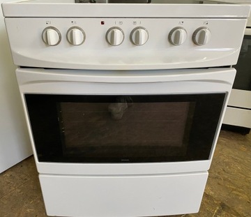 ЭЛЕКТРИЧЕСКАЯ ПЛИТА ВОСС