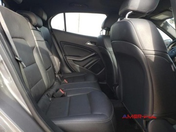 Mercedes GLA I 2018 Mercedes-Benz GLA 2018 r., 2,0L 250 4 MATIC 2.0 Benzyna 208KM, zdjęcie 9