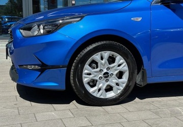 Kia Ceed III Hatchback Facelifting  1.5 T-GDI 160KM 2023 Kia Ceed wersja M z silnikiem 160KM 7DCT dostepny OD REKI 1.5 Benzyna, zdjęcie 5
