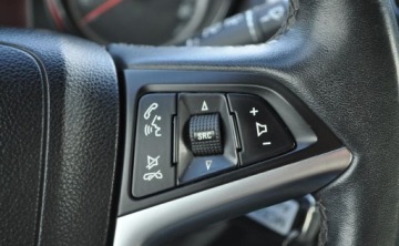 Opel Astra J Sports Tourer 1.4 Turbo ECOTEC 140KM 2012 Opel Astra 1.4 150 JAHRE Benzyna Tempomat Cz. parkowania Klimatyzacja 1.4, zdjęcie 25