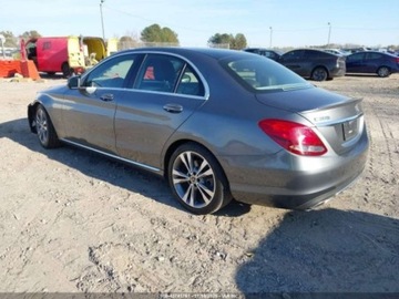 Mercedes Klasa C W205 2018 Mercedes-Benz Klasa C MERCEDES-BENZ C 300 2.0 Benzyna 241KM, zdjęcie 4