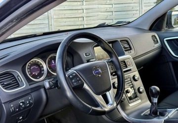Volvo V60 I Kombi 1.6 DRIVe 115KM 2011 Volvo V60 Volvo V60 DRIVe 1.6 Diesel 115KM, zdjęcie 9