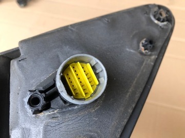 PRAVÉ ZRCÁTKO RENAULT LAGUNA II 9PIN EVROPA 2001-2007