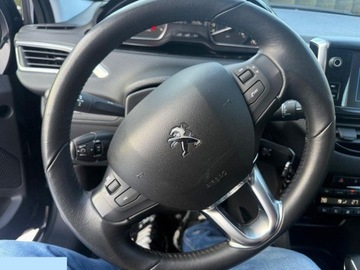 Peugeot 2008 I SUV Facelifting 1.2 PureTech 130KM 2019 Peugeot 2008 P1.2 ureTech EAT8 Active 130KM 2019r Stan perfekcyjny! Zamiana, zdjęcie 28