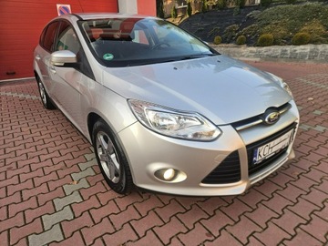 Ford Focus III Hatchback 5d 1.6 Duratec 125KM 2013 Ford Focus 1.6i (125PS) KlimaTronik, Elektryka,, zdjęcie 8