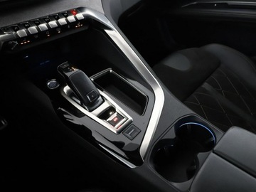 Peugeot 5008 II Crossover 2.0 BlueHDI 180KM 2019 Peugeot 5008 GT 180KM Automat Navi Kamera cofania, zdjęcie 30