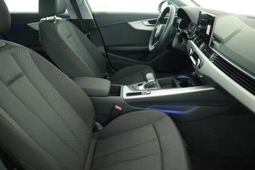 Audi A4 B9 Limousine Facelifting 2.0 35 TFSI 150KM 2022 Audi A4 35 TFSI, Salon Polska, 1. Właściciel, zdjęcie 6