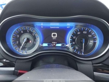 Chrysler 300C II 2023 Chrysler 300 2023 Chrysler 300 Touring RWD 3.6 Benzyna 292KM, zdjęcie 12