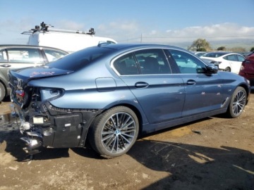 BMW Seria 5 G90-91 2023 BMW Seria 5 2023r., 2.0L 2.0 Hybryda 288KM, zdjęcie 2