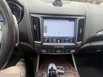 Maserati Levante 3.0 GDI V6 430KM 2018 Maserati Levante S Q4 3.0 V6 430KM 4X4 2018r Możliwa zamiana!, zdjęcie 21