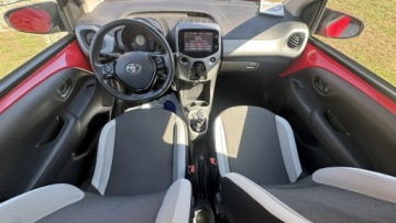 Toyota Aygo II Hatchback 5d 1.0 VVT-i 69KM 2014 Toyota Aygo 1.0 Benz. 70KM - 5Drzwi, MODEL 2015!, zdjęcie 20