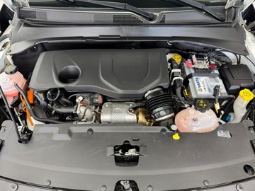 Jeep Compass II SUV Plug-In Facelifting 1.3 GSE T4 190KM 2022 Jeep Compass T4 PHEV 4xe Limited / Kamera cofania, zdjęcie 17