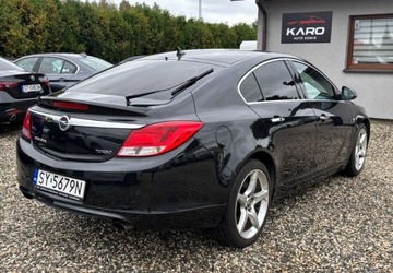 Opel Insignia I Sedan 2.0 Turbo ECOTEC 220KM 2010 Opel Insignia 2010 r. 2.0 Benzyna 220KM, zdjęcie 5