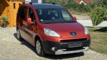 Peugeot Partner II Tepee 1.6 120KM 2010 Peugeot Partner 1.6 BENZYNA 120KM **TEPEE**, zdjęcie 3