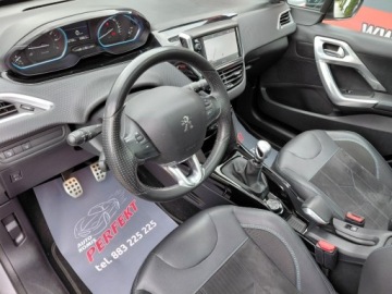 Peugeot 2008 I SUV Facelifting 1.2 PureTech 130KM 2018 Peugeot 2008 Navi Kamera Panorama Klimatronik 1.2 Benzyna 130KM, zdjęcie 11