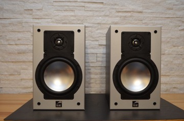 Elac CL 90s — отличные колонки, хорошее состояние.