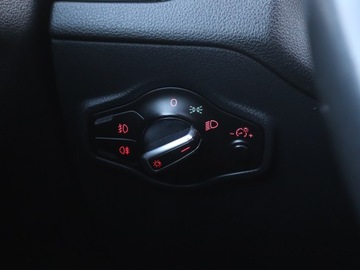 Audi Q5 I SUV 2.0 TDI 170KM 2010 Audi Q5 2.0 TDI, Salon Polska, 167 KM, 4X4, zdjęcie 18