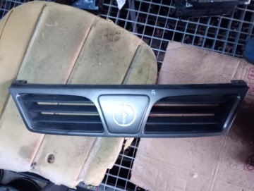 Atrapa grill Fso Polonez caro plus