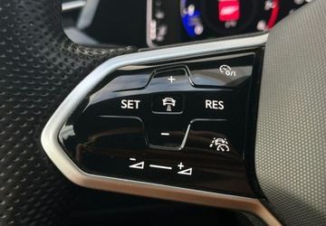 Volkswagen Arteon Fastback Facelifting 2.0 TSI 190KM 2021 Volkswagen Arteon Piekny kolor DSG R-LINE FV 23 2.0 Benzyna 190KM, zdjęcie 18