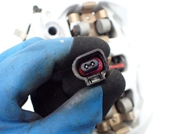 TŘMEN BRZDOVÝ PRAVÝ ZADNÍ PORSCHE TAYCAN 4S 21R