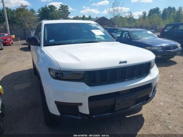 Jeep Grand Cherokee IV 2022 Jeep Grand Cherokee 2022 JEEP GRAND CHEROKEE L ALTITUDE 4X4 3.6 Benzyna, zdjęcie 6