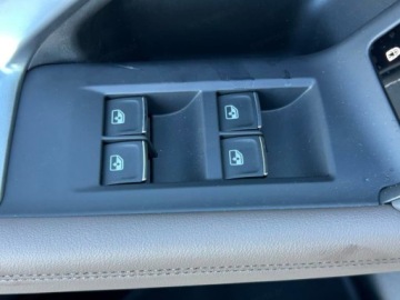 Audi Q5 II SUV Facelifting 2.0 40 TDI 204KM 2025 AUDI Q5 TDI quattro S line Suv 2.0 (204KM) 2025, zdjęcie 14