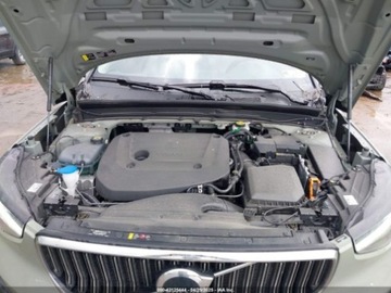 Volvo XC40 2024 Volvo XC 40 B5 Ultimate Bright Theme 2024 2.0l 2.0 Benzyna 247KM, zdjęcie 8