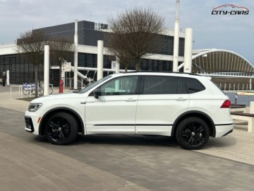 Volkswagen Tiguan II 2019 Volkswagen Tiguan R-line 7 Osobowy Benzyna 2.0 - 203KM Automat Servis, zdjęcie 4