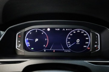 Volkswagen Passat B8 Variant Facelifting 2.0 TDI SCR 150KM 2022 Volkswagen Passat Lift*Elegance*Salon Polska*I, zdjęcie 20