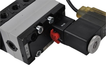 Электромагнитный клапан REXROTH 5/2, 581-11, 24 В постоянного тока, тип 1