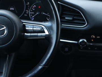 Mazda CX-30 2.0 Skyactiv-G 122KM 2019 Mazda CX-30 Skyactiv-G 2.0, Salon Polska, zdjęcie 22