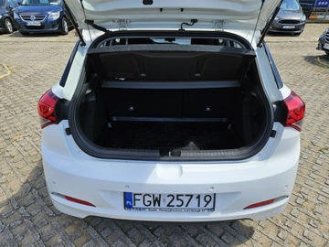 Hyundai i20 I Hatchback 5d Facelifting 1.4 CVVT 100KM 2015 Hyundai i20 1,4 benzyna 100KM automat salon polska, zdjęcie 13