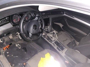 DESKA KONZOLA AIRBAG PÁSY VW PASSAT B8