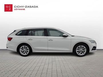 Skoda Octavia IV Kombi 2.0 TDI 150KM 2022 Skoda Octavia 2.0 TDI 150KM Style DSG Matrix Panorama Virtual AndroidFV23, zdjęcie 5