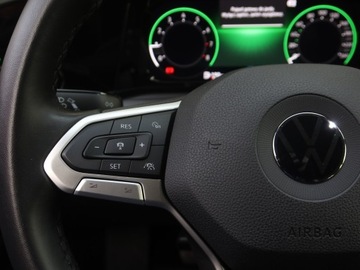 Volkswagen Golf VII Hatchback 5d Facelifting 1.5 TSI BMT 130KM 2020 VW Golf 1.5 TSI, Serwis ASO, Navi, Klima, zdjęcie 22