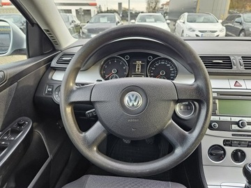 Volkswagen Passat B6 Variant 1.6 i 102KM 2009 Volkswagen Passat 1,6 Benzyna+ lpg 102KM, zdjęcie 9
