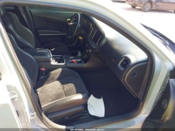 Dodge Charger VII 2022 Dodge Charger SCAT PACK WIDEBODY 2022 6.4 Benzyna 485KM, zdjęcie 6