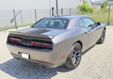 Dodge Challenger III 2019 Dodge Challenger CHallenger 3.6 305 KM 2019r 122.000 km Warszawa 3.6, zdjęcie 3