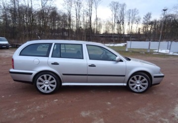 Skoda Octavia I Kombi 2.0 115KM 2000 Skoda Octavia 2.0ben,klima,alu,oplacona 2.0 Benzyna 116KM, zdjęcie 7