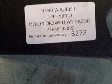 74648-02020 TOYOTA AURIS II DEKORACE DVEŘE LEVÝ PŘEDNÍ VRSTVA
