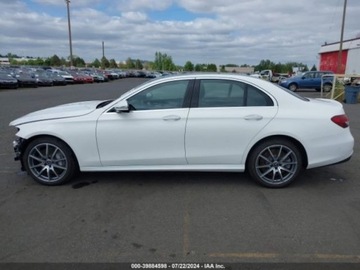 Mercedes Klasa E W213 2022 Mercedes-Benz Klasa E 450, 2022r., 4x4, 3.0L 3.0 Benzyna 362KM, zdjęcie 7