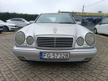 Mercedes Klasa E W210 1998 Mercedes E 250 2,5 diesel 150KM zarejestrowany, zdjęcie 13