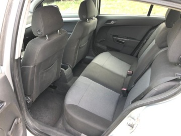 Opel Astra H Hatchback 5d 1.8 ECOTEC 125KM 2005 OPEL ASTRA 1.8 BENZYNA KLIMA Z NIEMIEC, zdjęcie 9