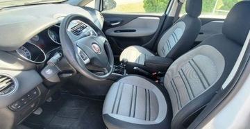 Fiat Punto Grande Punto Hatchback 5d 1.4 8v 77KM 2010 Fiat Punto Evo Fiat Punto Evo 1.4 8V Active, zdjęcie 10