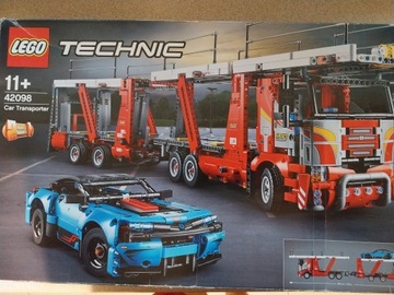 Lego technic 42098 LAWETA , SAMOCHÓD jak NOWA .